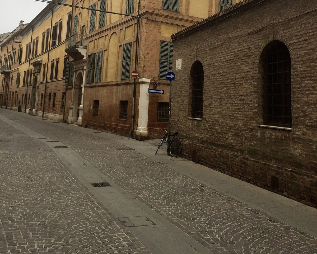 VIABILITÀ. MODIFICHE TEMPORANEE ALLA CIRCOLAZIONE IN VIA CAIROLI