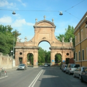 FERRARA. INTERVENTO DEL COMUNE PER LA RIPAVIMENTAZIONE DI CORSO DELLA GIOVECCA FERRARA. INTERVENTO DEL COMUNE PER LA RIPAVIMENTAZIONE DI CORSO DELLA GIOVECCA