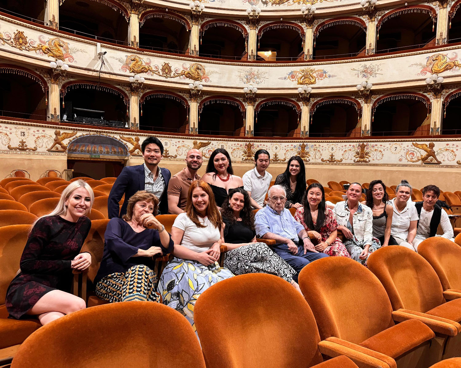 AL TEATRO COMUNALE DI FERRARA, UN CORSO GRATUITO PER LA FORMAZIONE DI CANTANTI D'OPERA