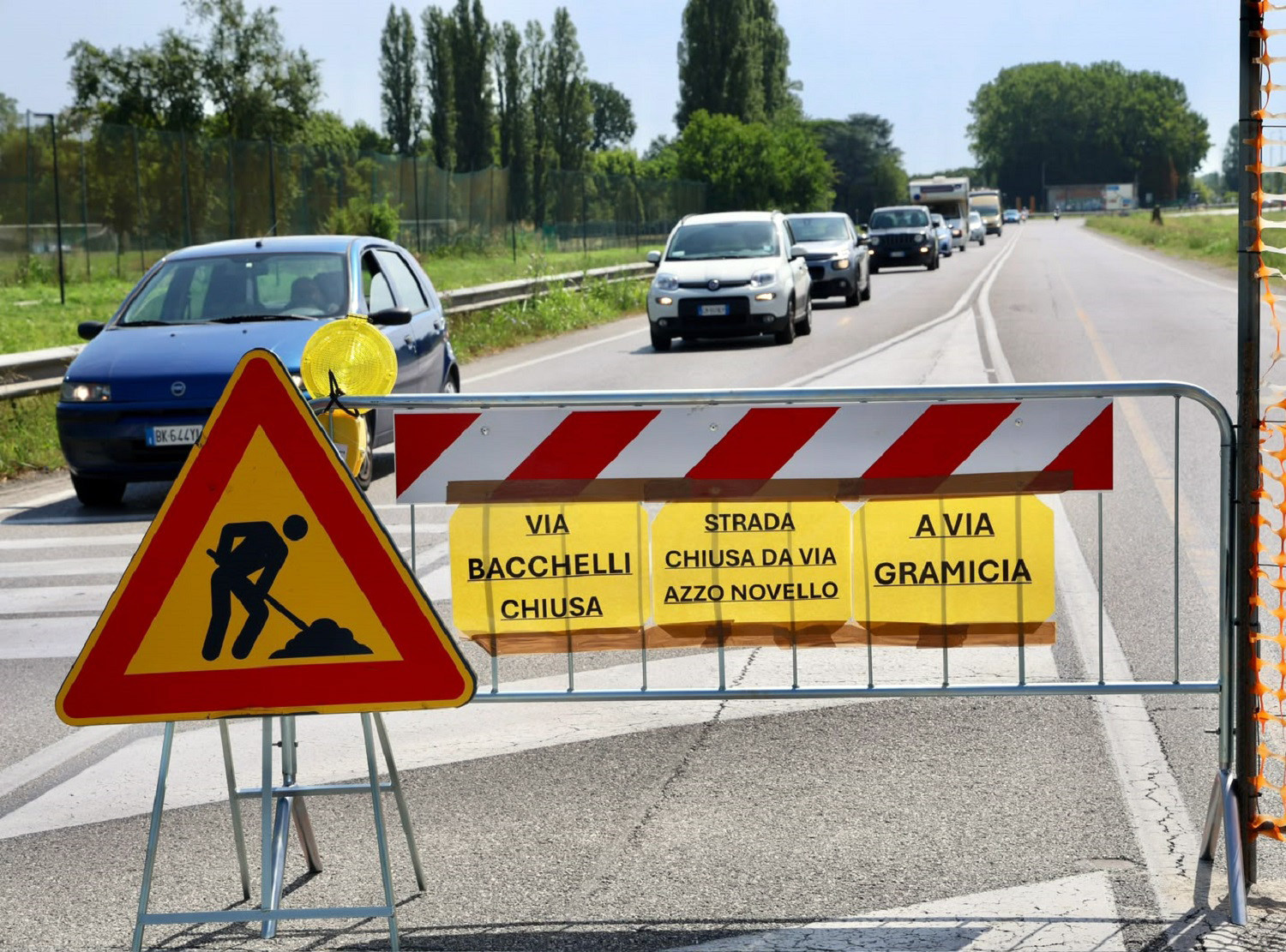TRAFFICO. CHIUSA PER LAVORI VIA BACCHELLI A FERRARA, LA RIAPERTURA È PREVISTA NEI PROSSIMI GIORNI