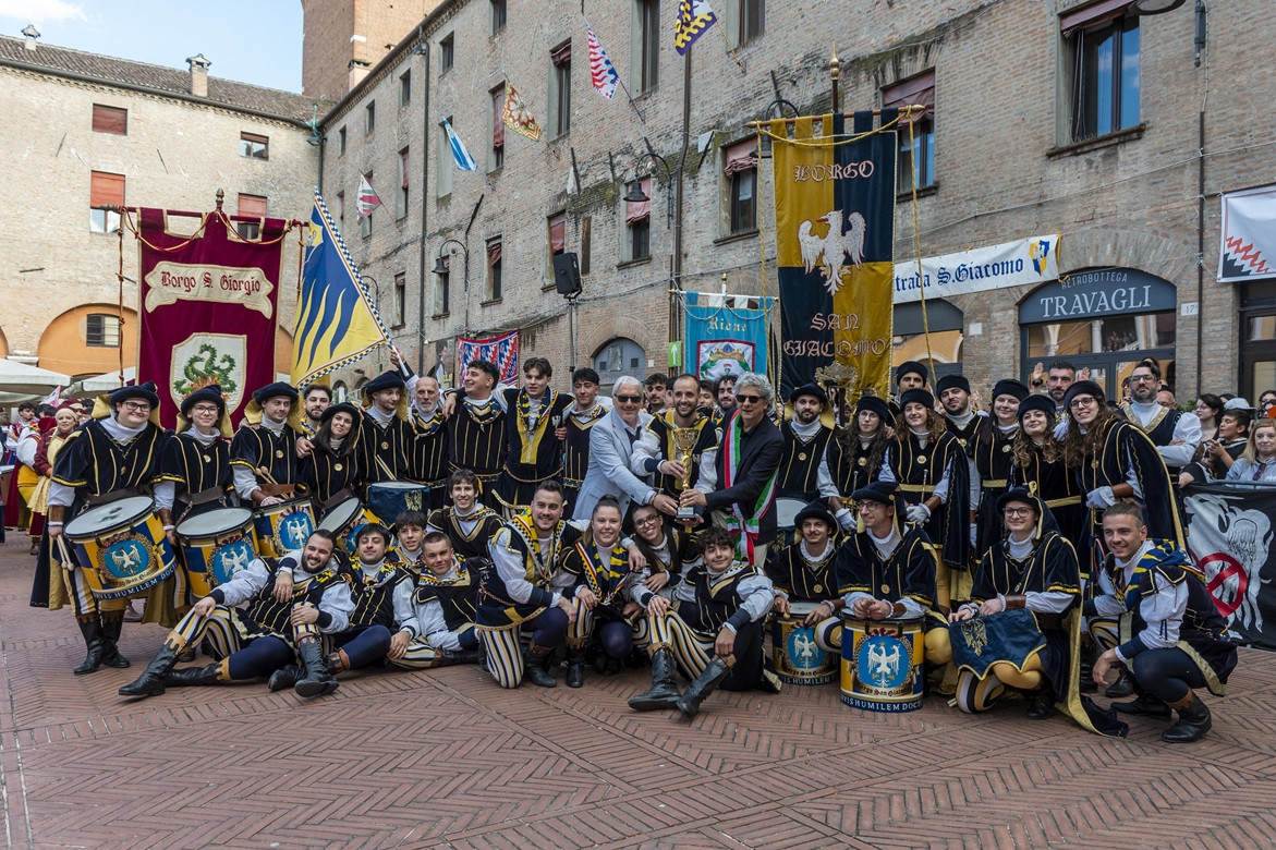 PALIO. SUCCESSO FERRARESE AL CAMPIONATO NAZIONALE FISB: LA FONDAZIONE PALIO CONQUISTA LA COMBINATA PALIO. SUCCESSO FERRARESE AL CAMPIONATO NAZIONALE FISB: LA FONDAZIONE PALIO CONQUISTA LA COMBINATA