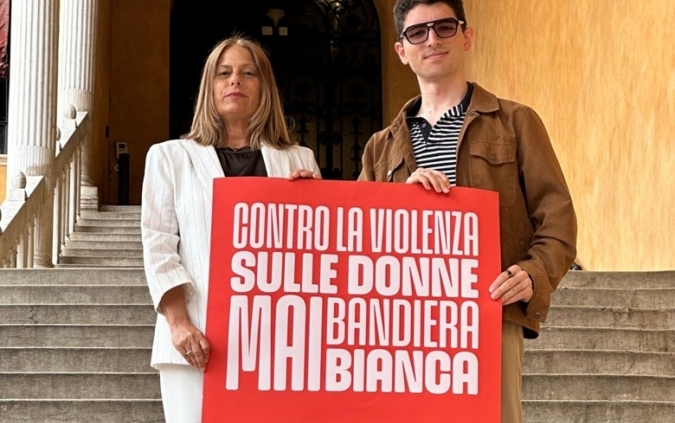 "MAI BANDIERA BIANCA" : FERRARA ADERISCE ALL'INIZIATIVA CONTRO LA VIOLENZA DI GENERE