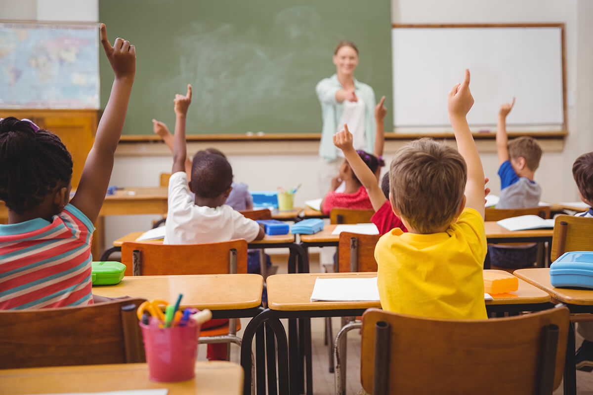 ISTRUZIONE. FERRARA ADERISCE ALL'APERTURA DELLE AULE A SETTEMBRE