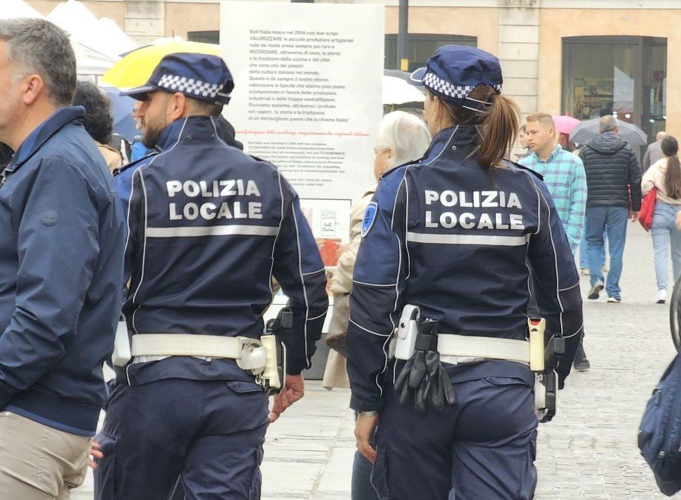FERRARA. POLIZIA LOCALE SEMPRE PIÙ EFFICIENTE GRAZIE AD UN INVESTIMENTO DI QUASI 75MILA EURO