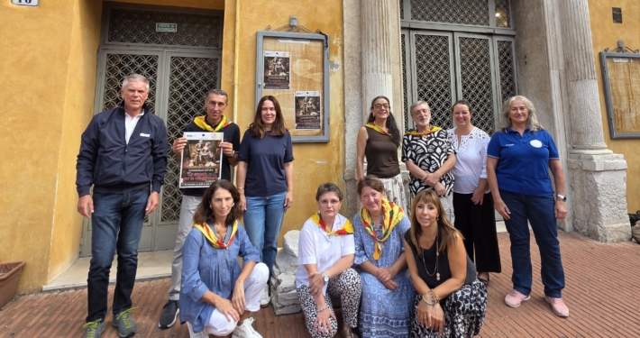 “LE SMANIE PER LA VILLEGGIATURA” ALLA SALA ESTENSE: I COMMEDIANTI DELL’IDRA IN SCENA PER LA BENEFICENZA