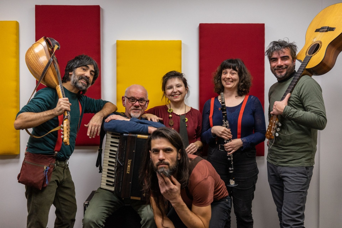 A CODREA MUSICA E DANZE CON GLI ARCHAM PER “FRAZIONI PER TUTTI”
